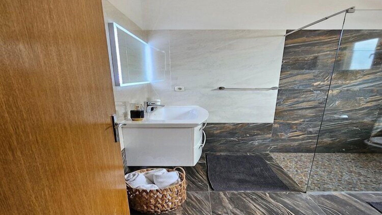 Photo of Bathroom in Borak