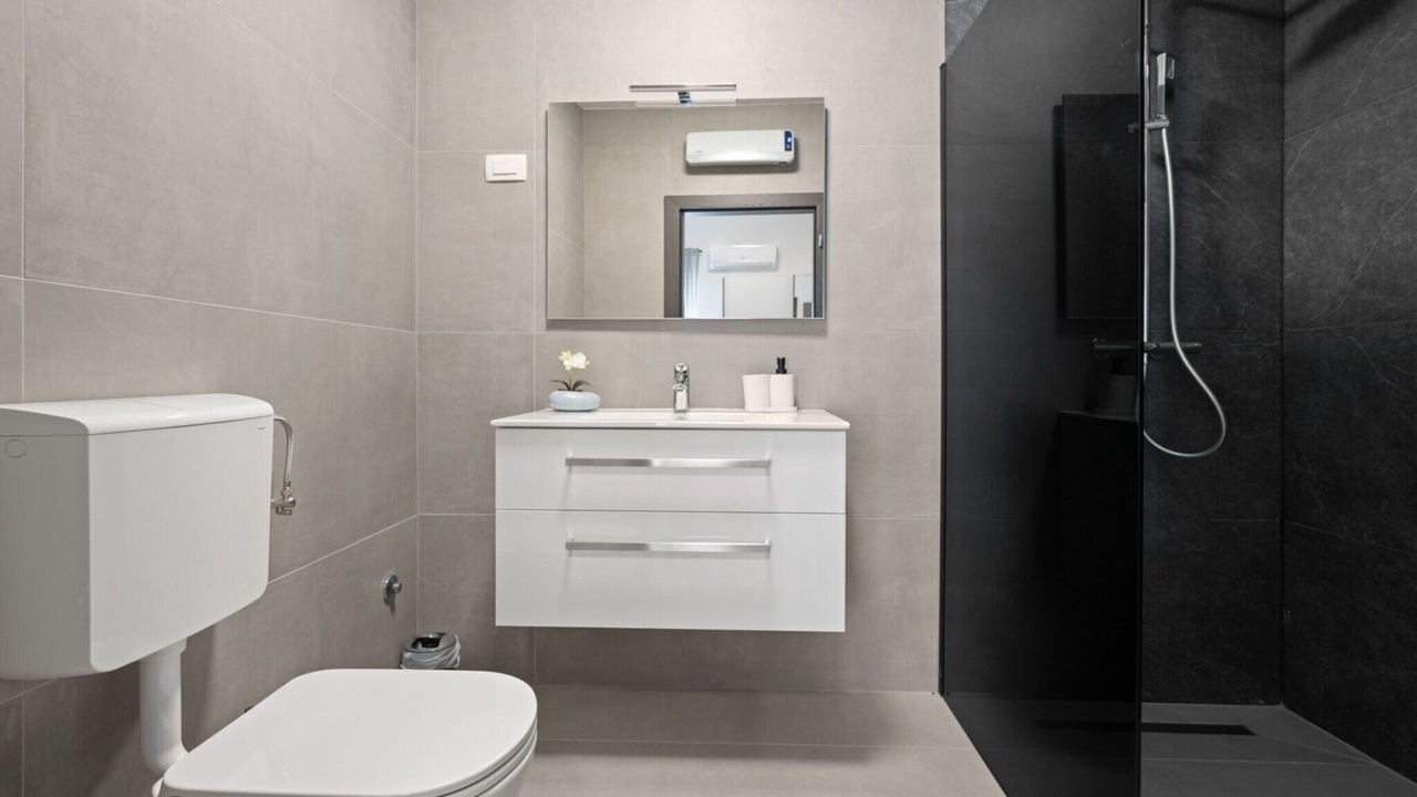 Photo of Bathroom in Santalezi