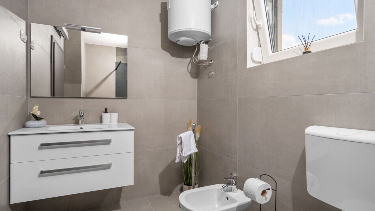 Photo of Bathroom in Santalezi