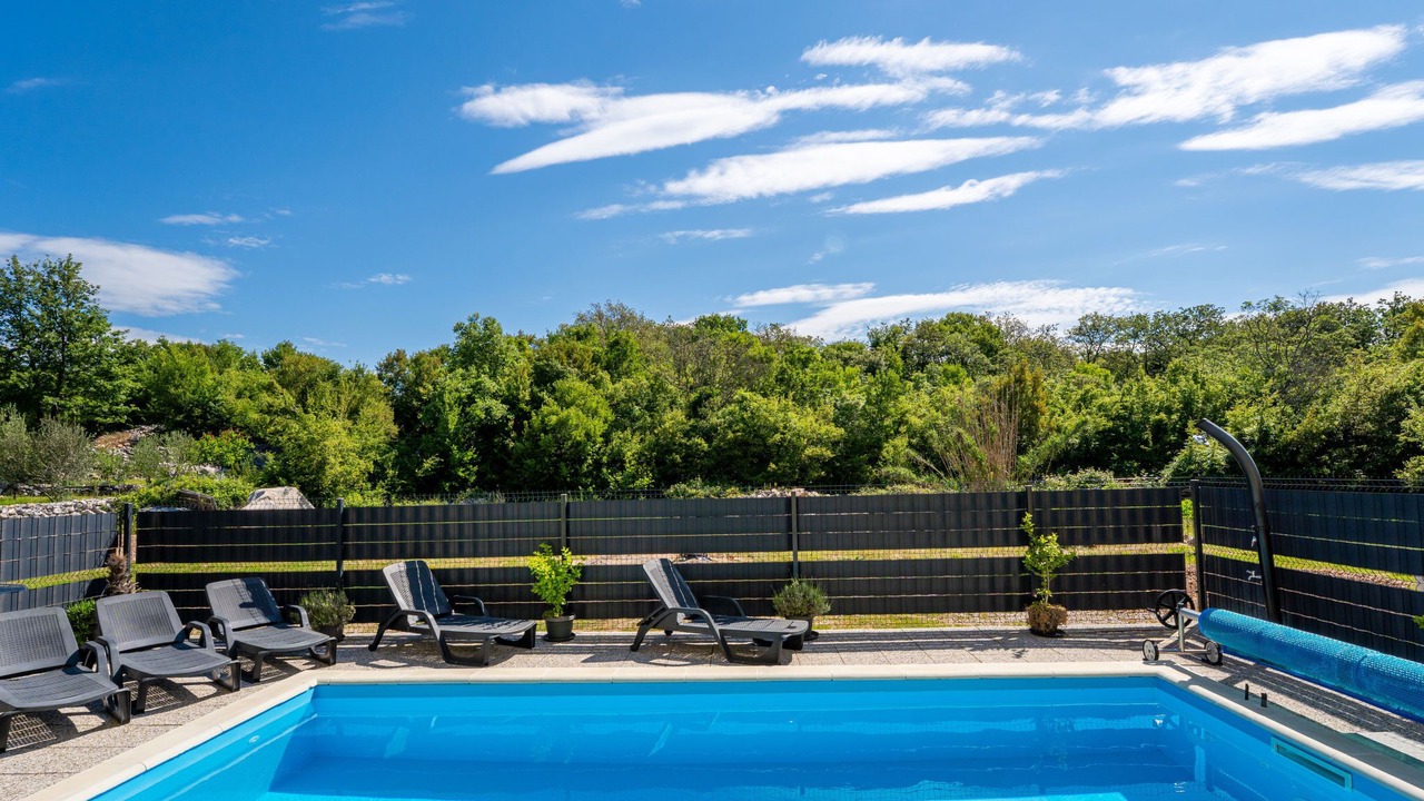 Photo of Outdoor in Polje