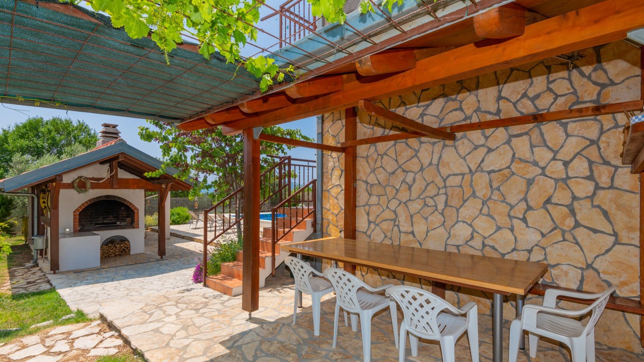 Photo of Outdoor in Sestanovac