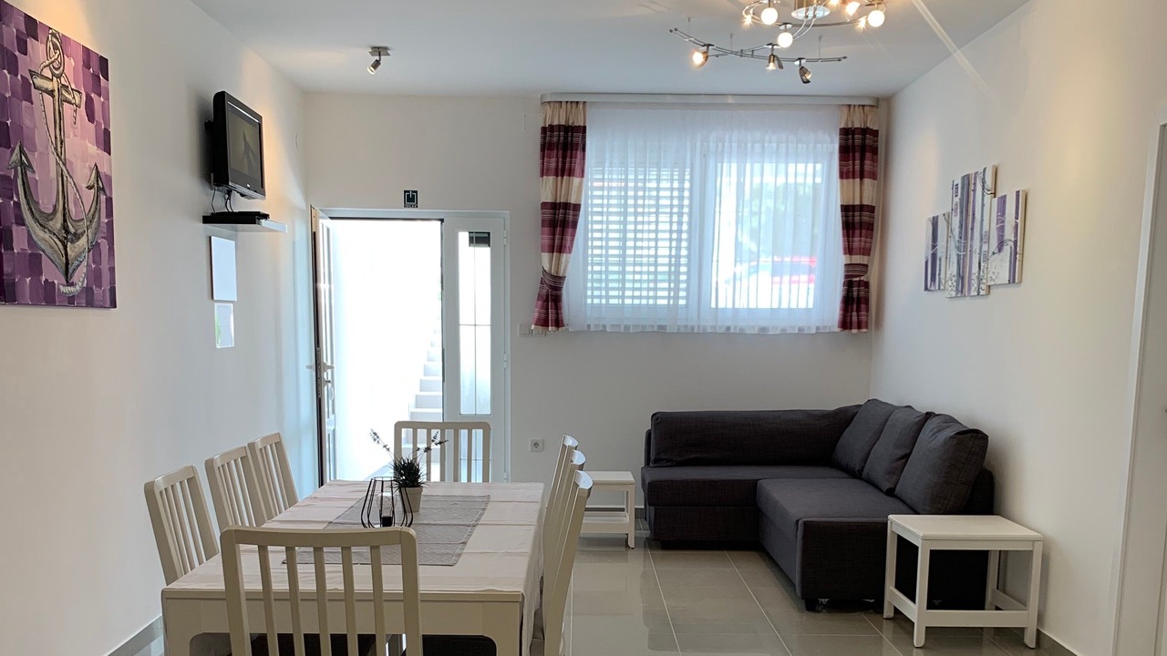 Photo of Livingroom in Banjol