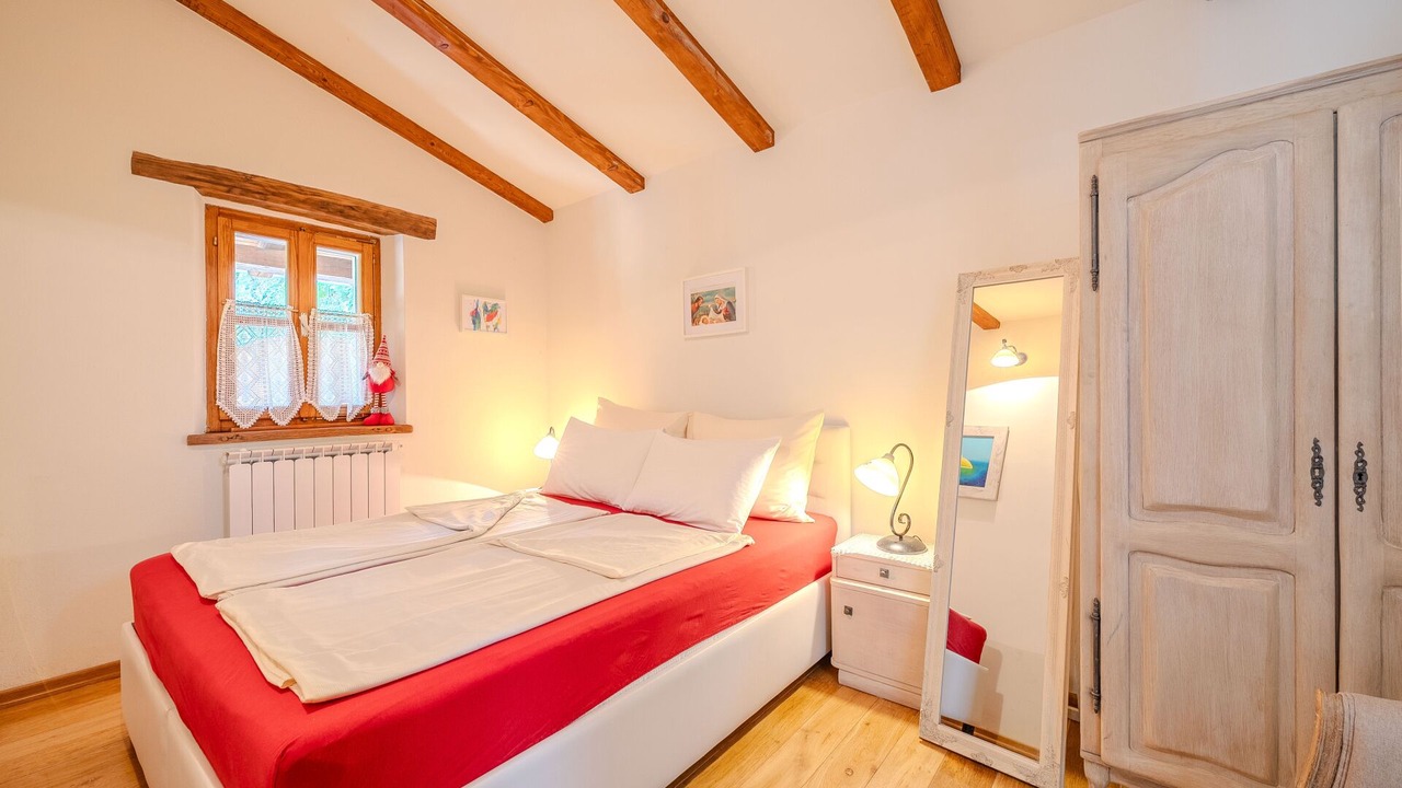 Photo of Bedroom in Sucici
