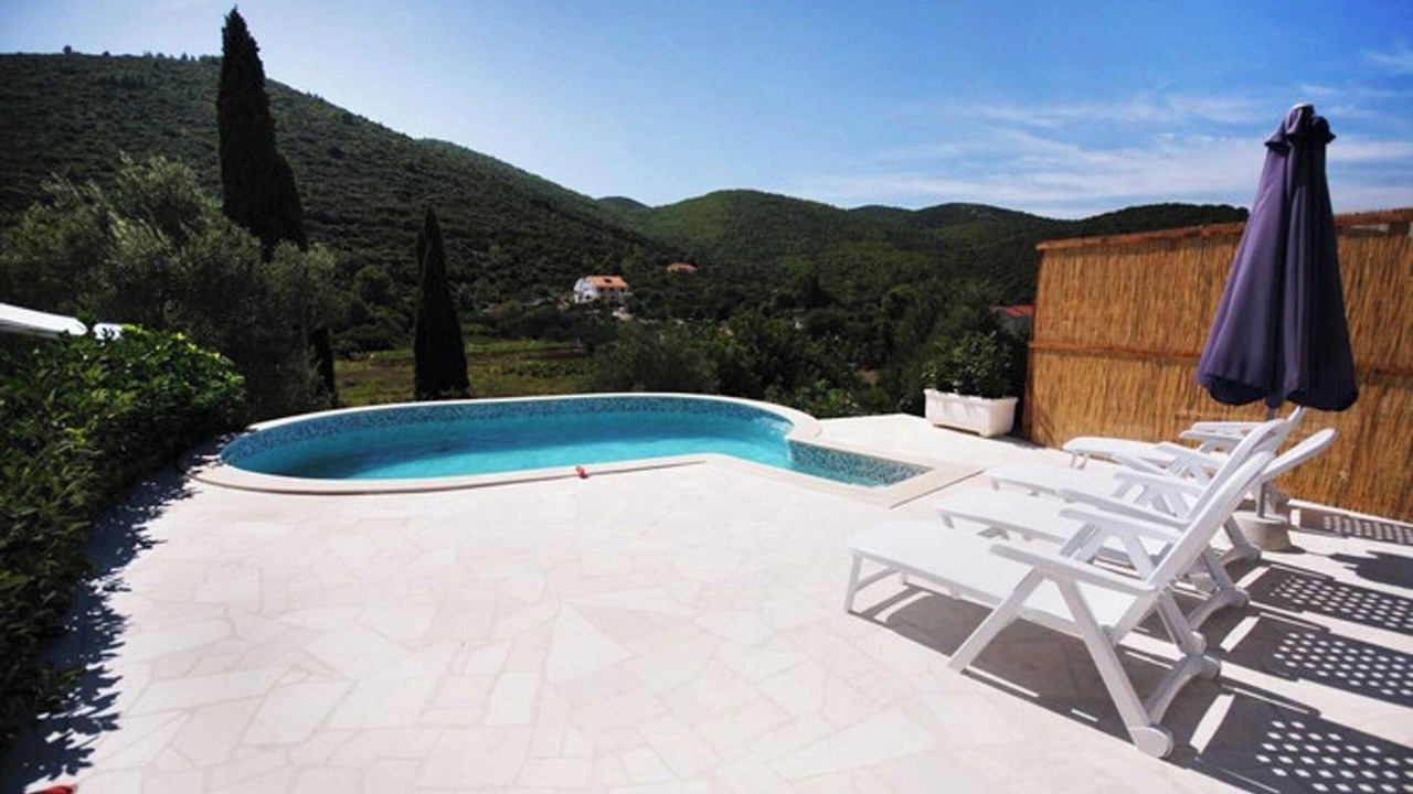 Photo of Outdoor in Cove Tri Zala (Zrnovo)