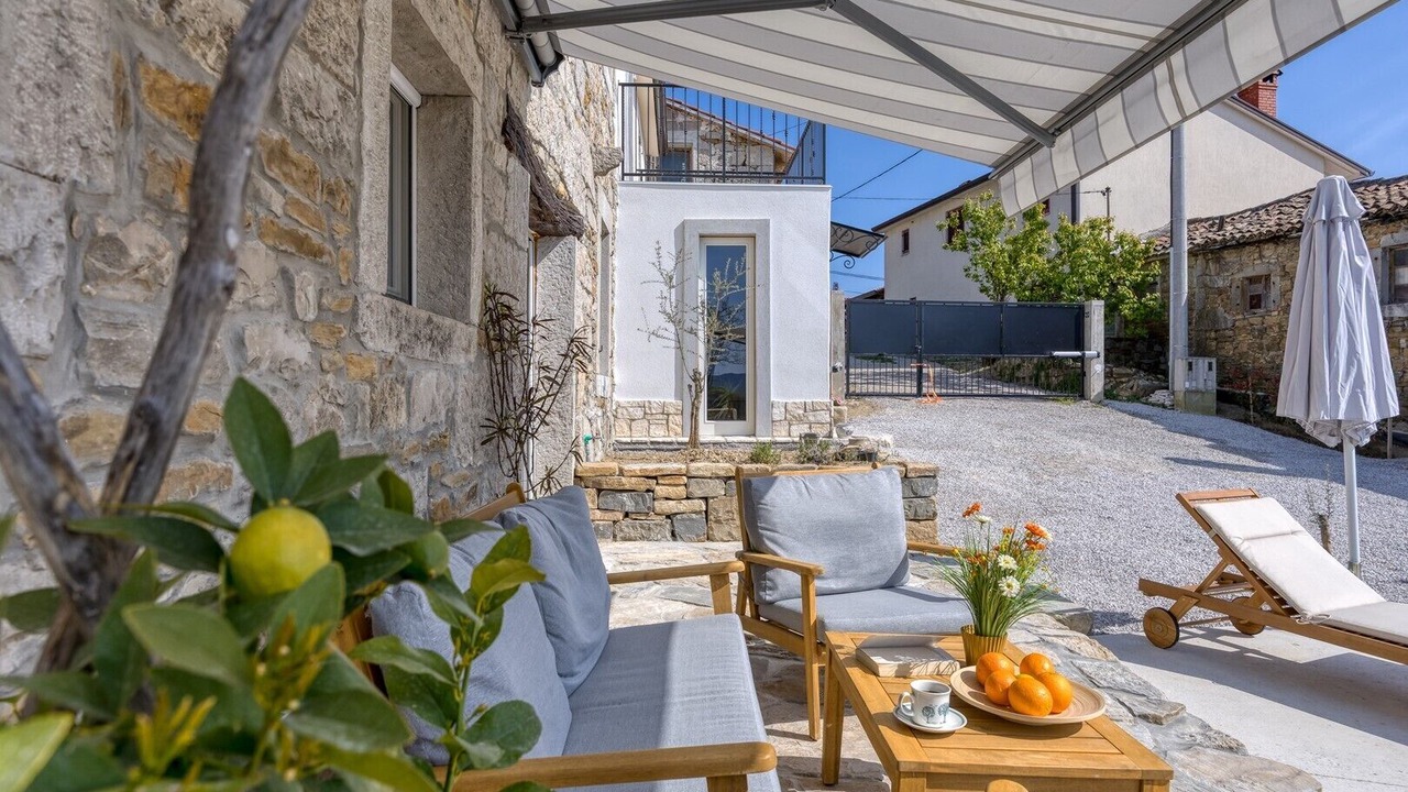Photo of Patio Balcony in Sveti Donat