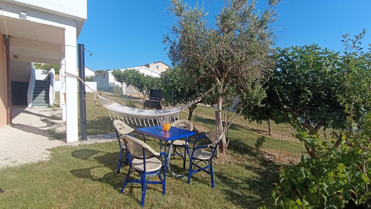 Photo of Outdoor in Rtina