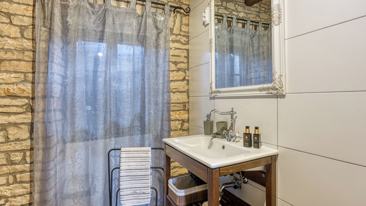 Photo of Bathroom in Belavici