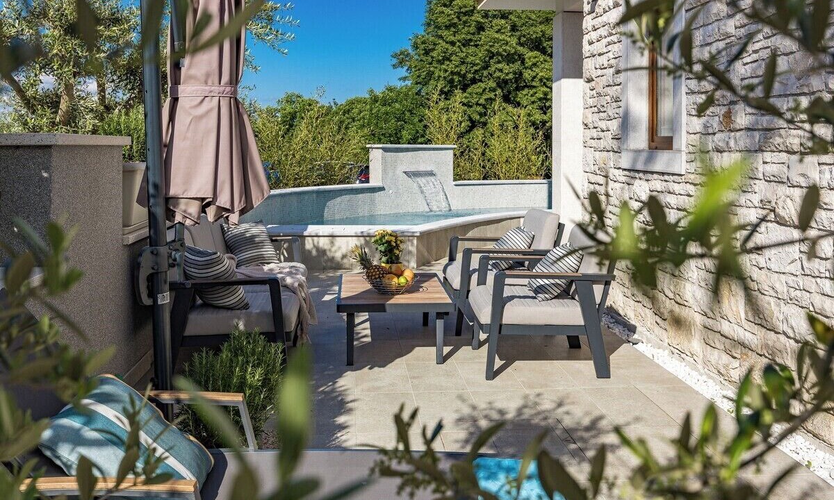 Photo of Patio Balcony in Belavici