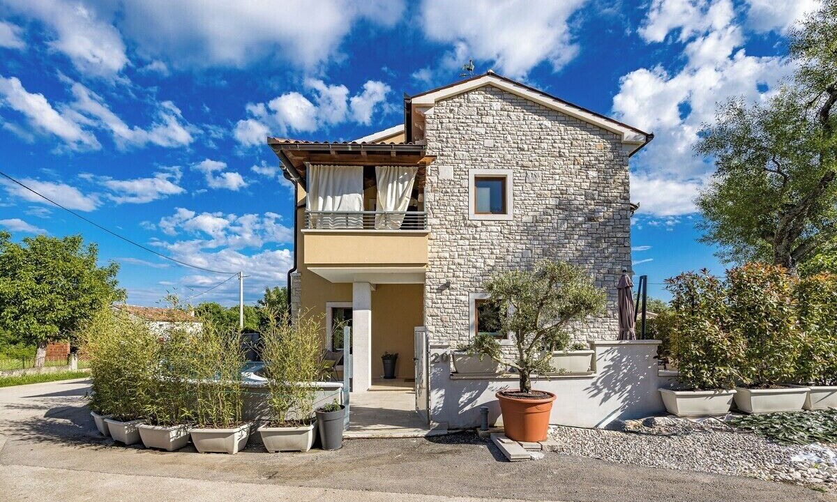 Photo of Outdoor in Belavici