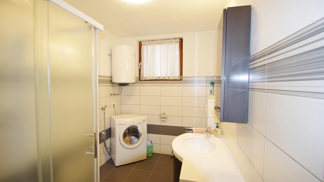 Photo of Bathroom in Vinkuran