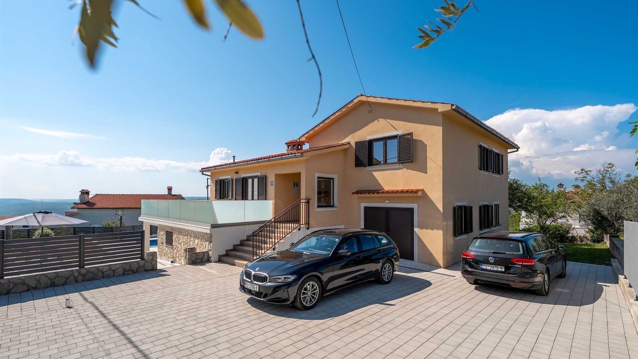 Photo of Outdoor in Kapelica