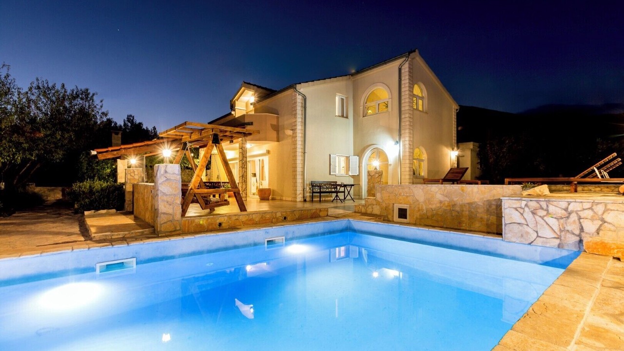 Photo of Outdoor in Rudine