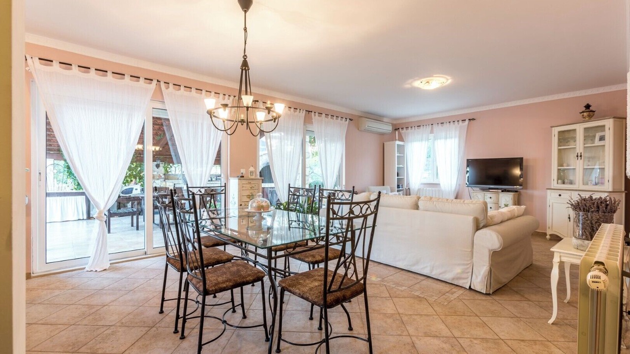 Photo of Livingroom in Rudine
