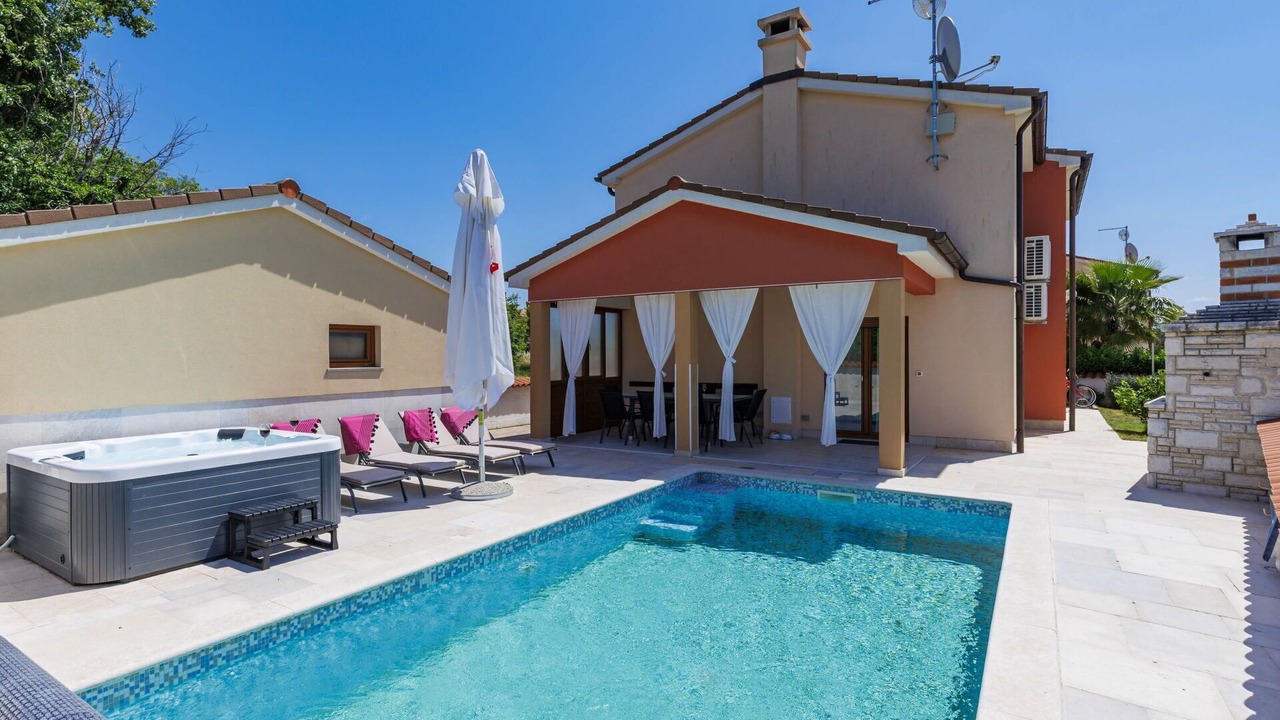 Photo of Outdoor in Pinezici