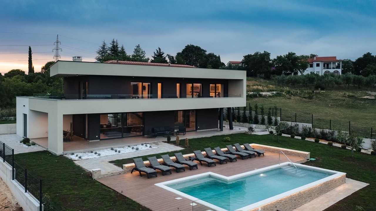 Photo of Outdoor in Rasa