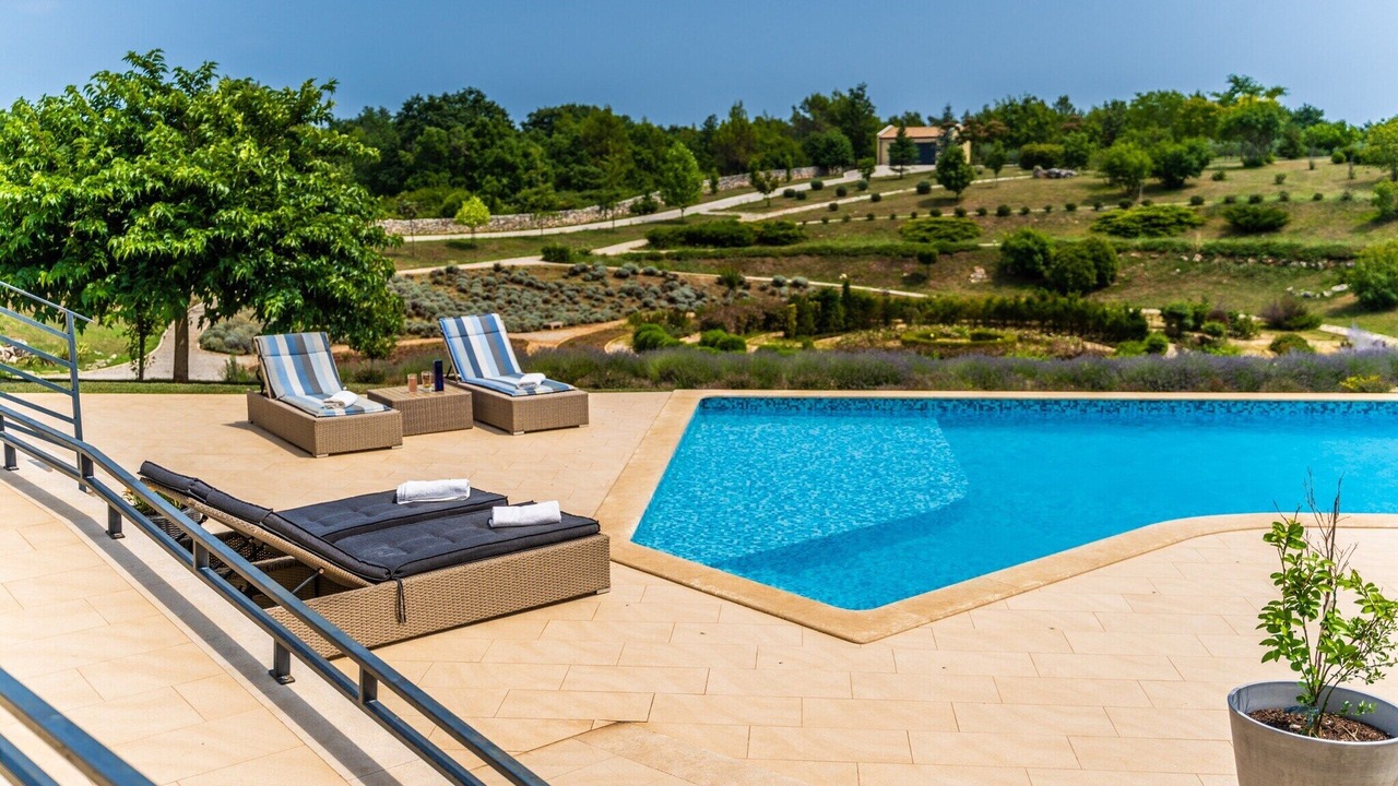 Photo of Outdoor in Divsici
