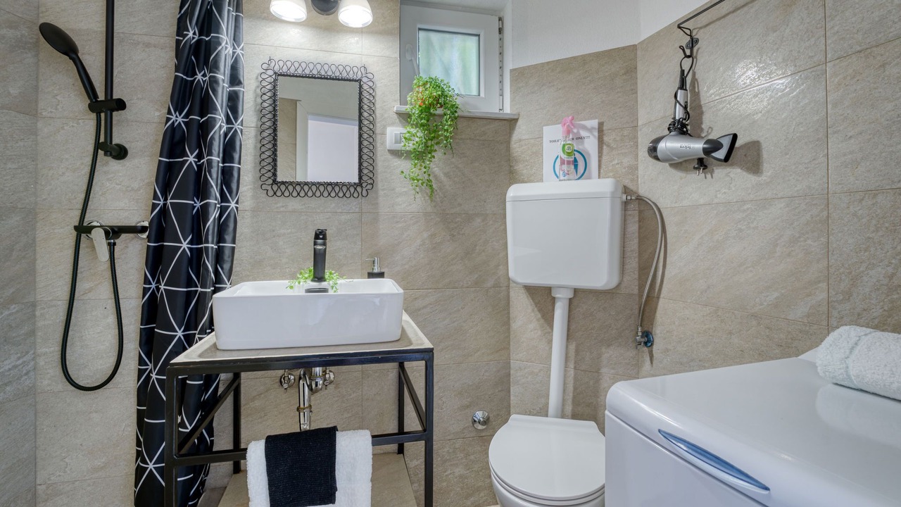Photo of Bathroom in Ika