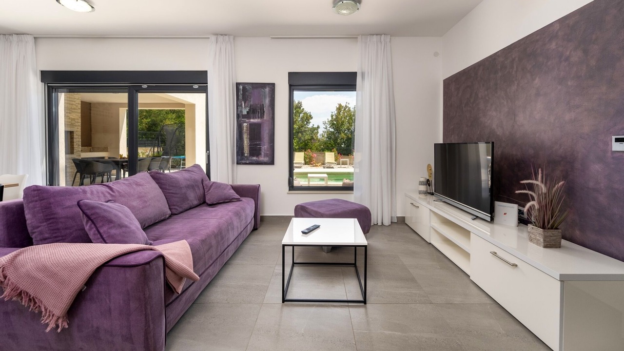 Photo of Livingroom in Brgod