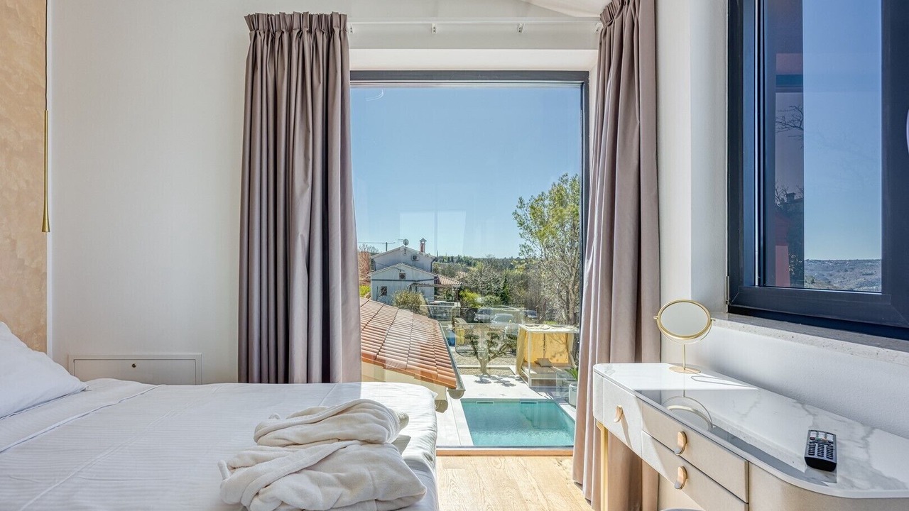 Photo of Bedroom in Trget