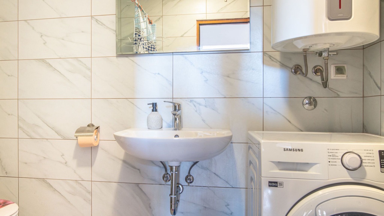 Photo of Bathroom in Jadranovo