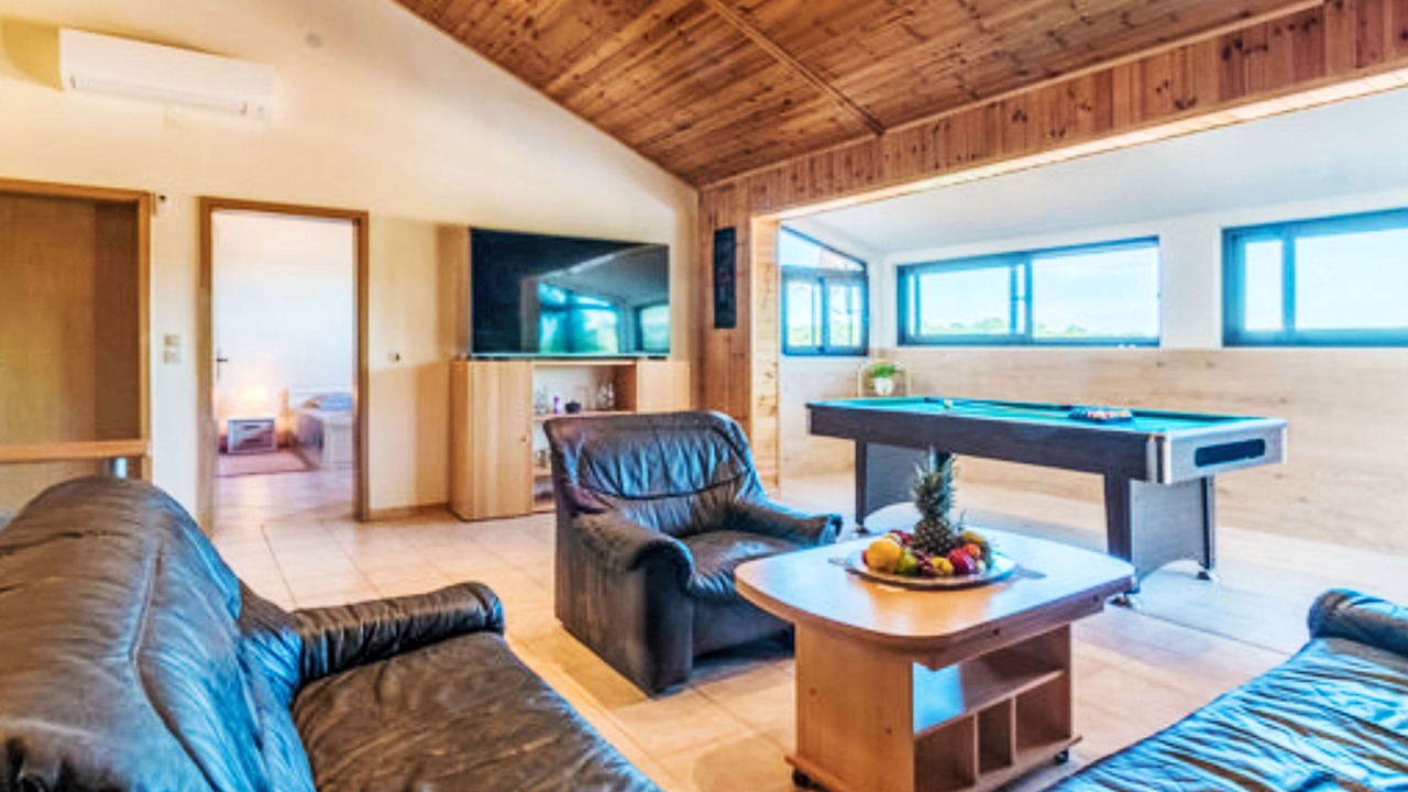 Photo of Livingroom in Loborika