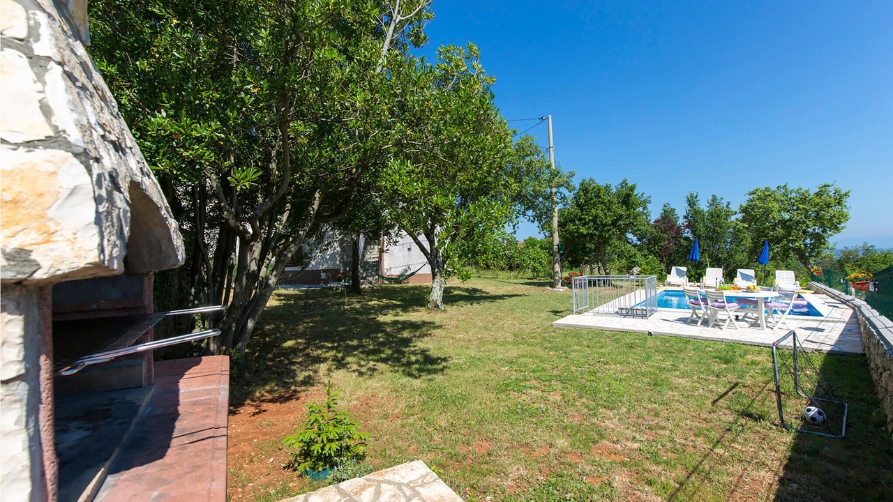 Photo of Outdoor in Bartici