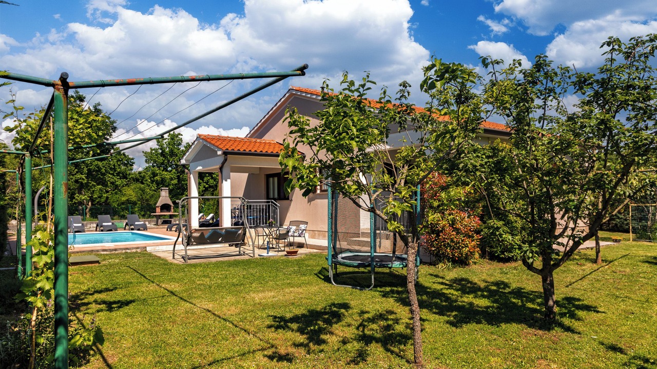Photo of Outdoor in Vinez