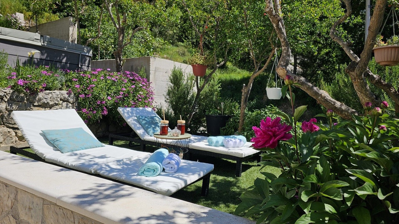 Photo of Outdoor in Borak