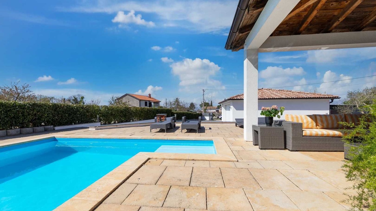 Photo of Outdoor in Rasopasno