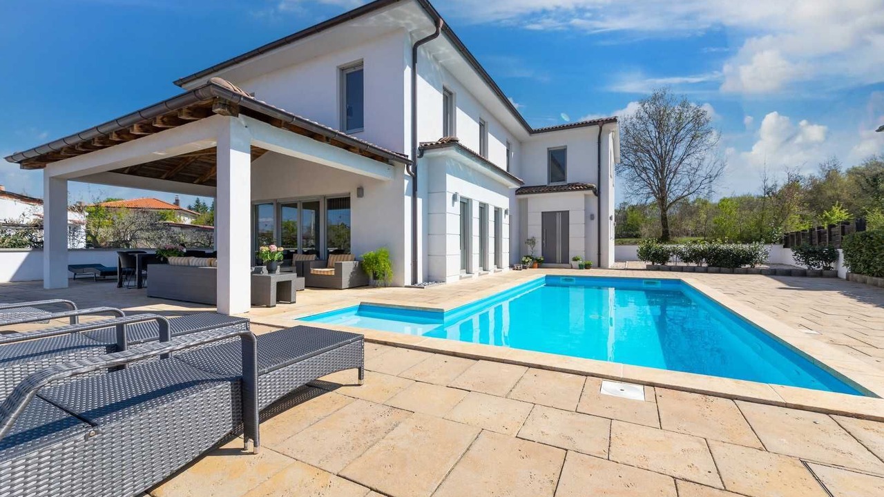 Photo of Outdoor in Rasopasno