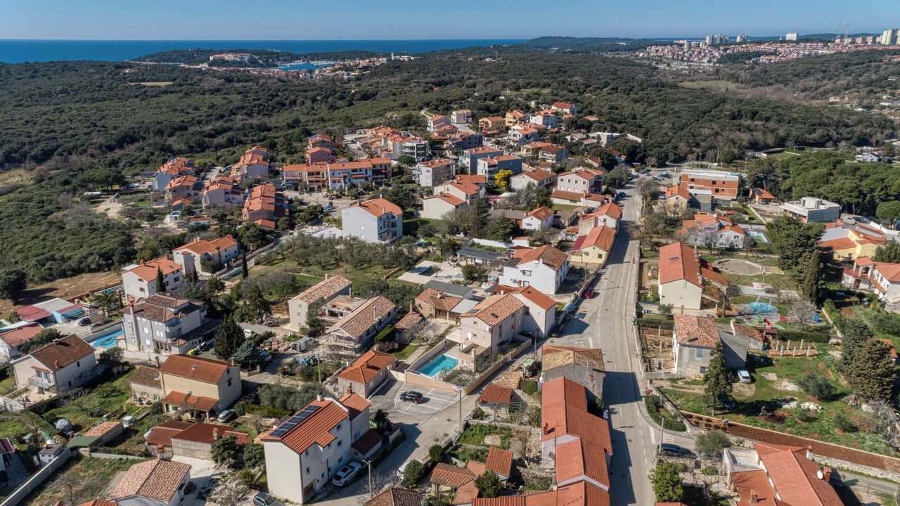 Photo of Outdoor in Vinkuran