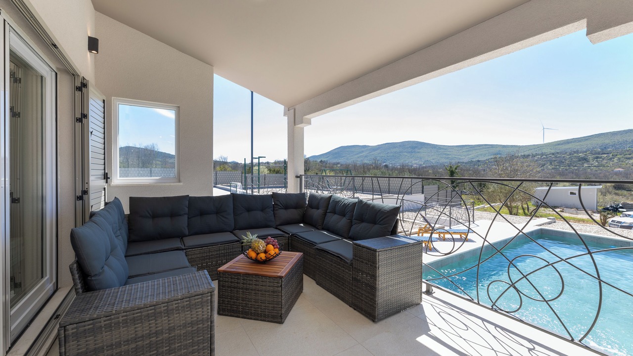 Photo of Patio Balcony in Ljubitovica