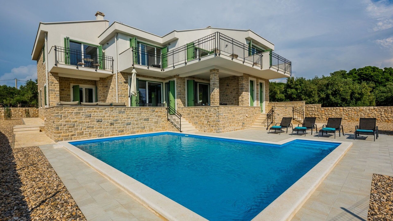 Photo of Outdoor in Lun
