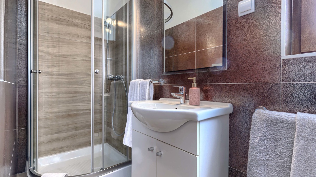 Photo of Bathroom in Oprtalj