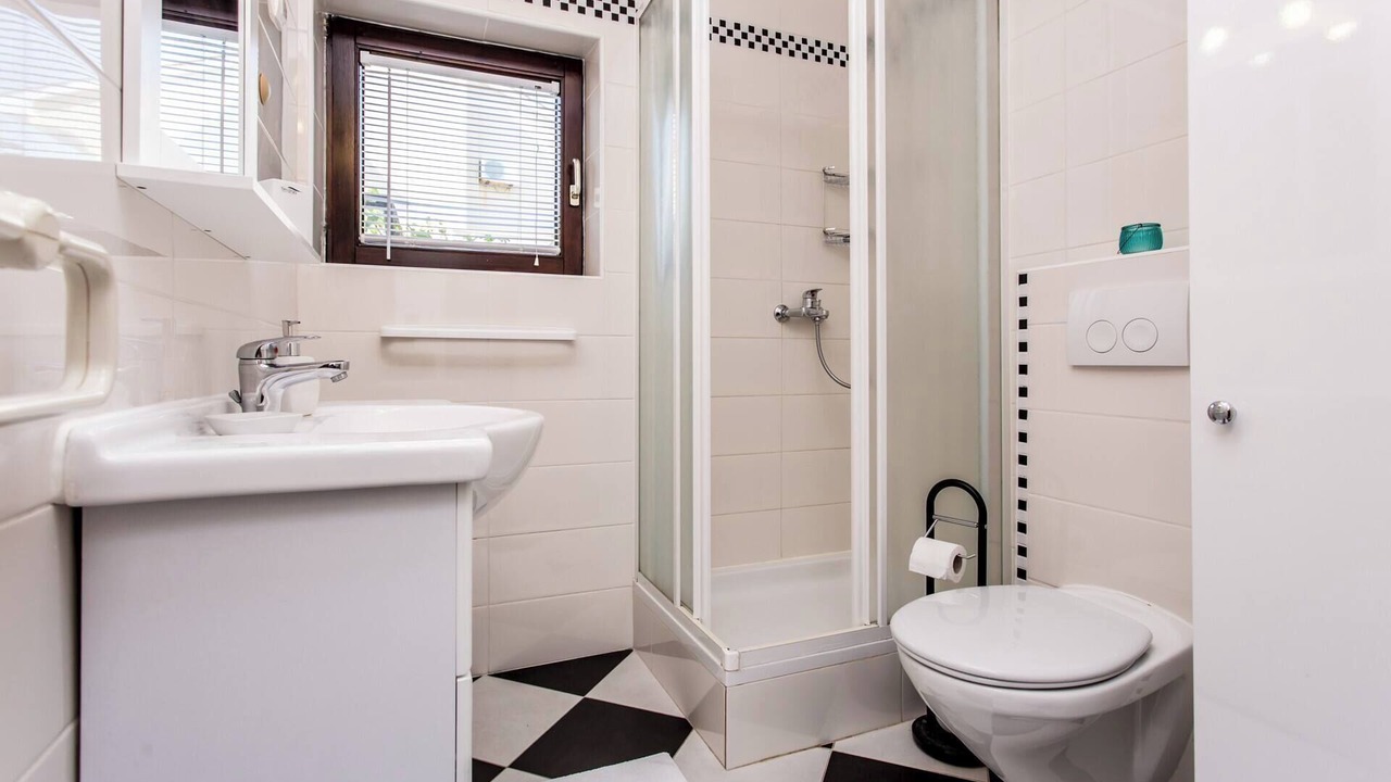 Photo of Bathroom in Silo