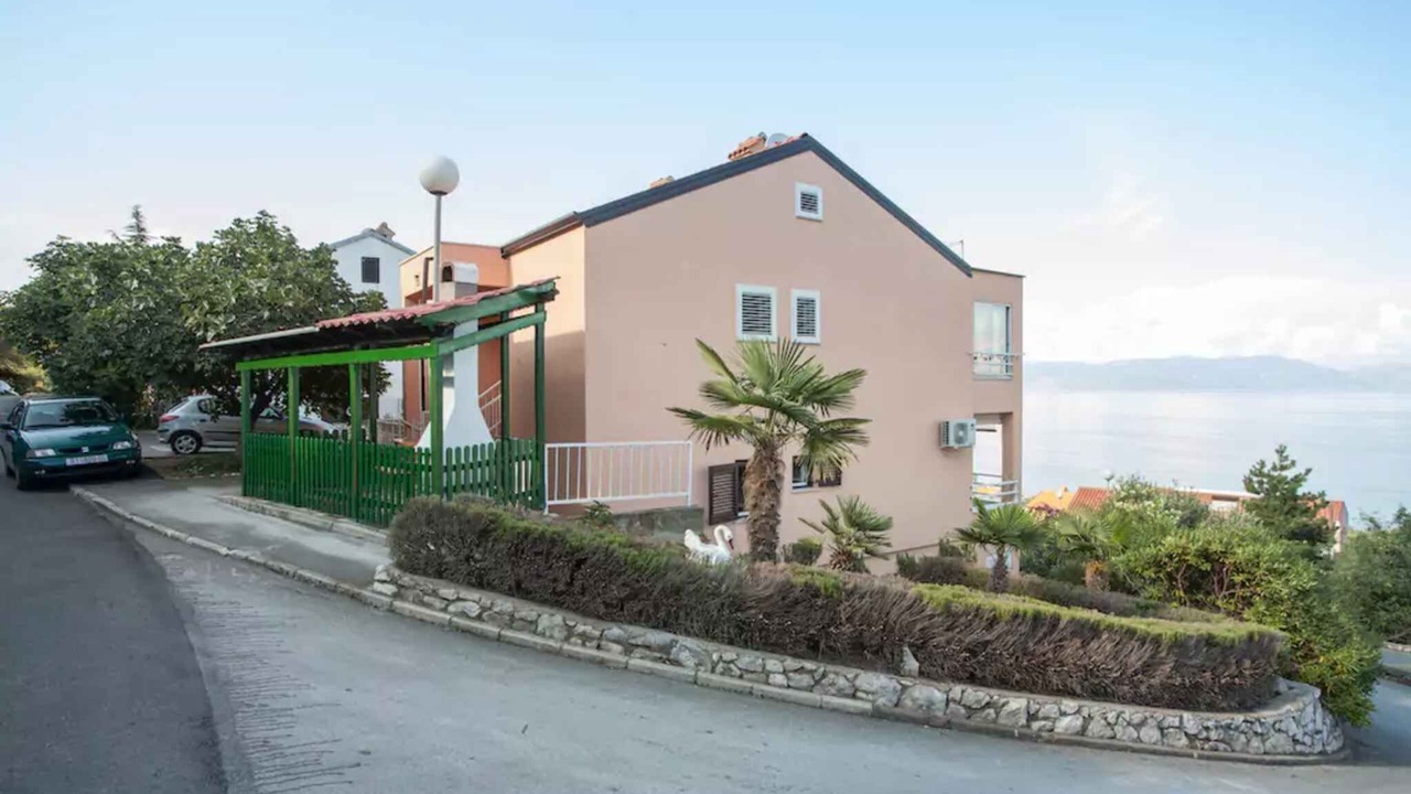 Photo of Outdoor in Ravni