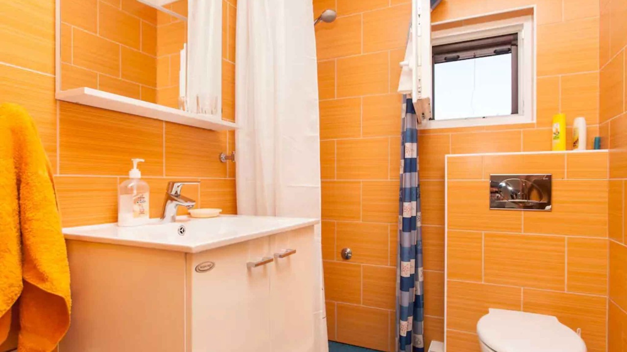 Photo of Bathroom in Ravni