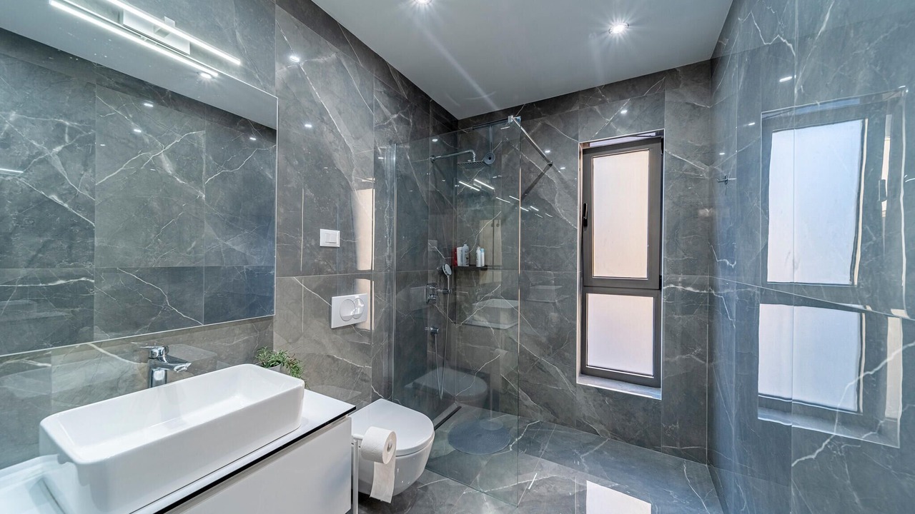 Photo of Bathroom in Potirna