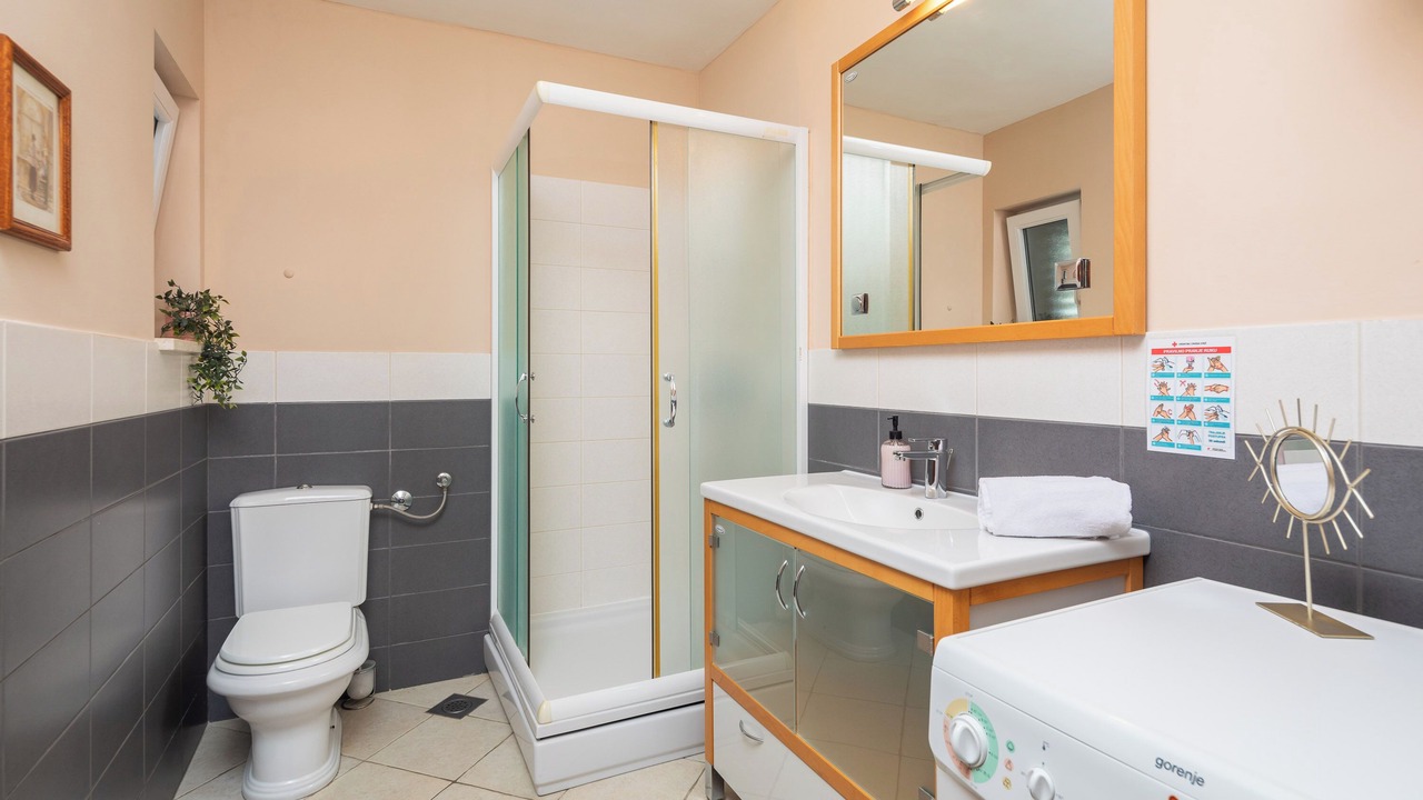 Photo of Bathroom in Medici