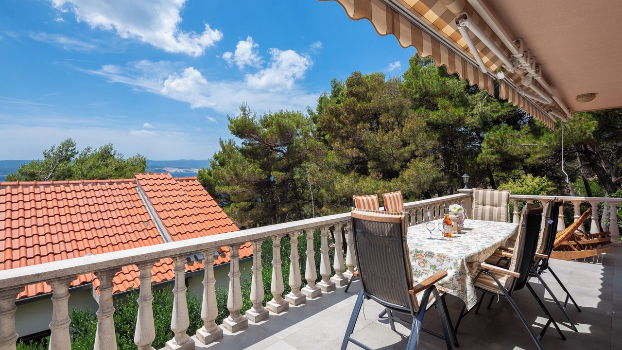 Photo of Outdoor in Medici