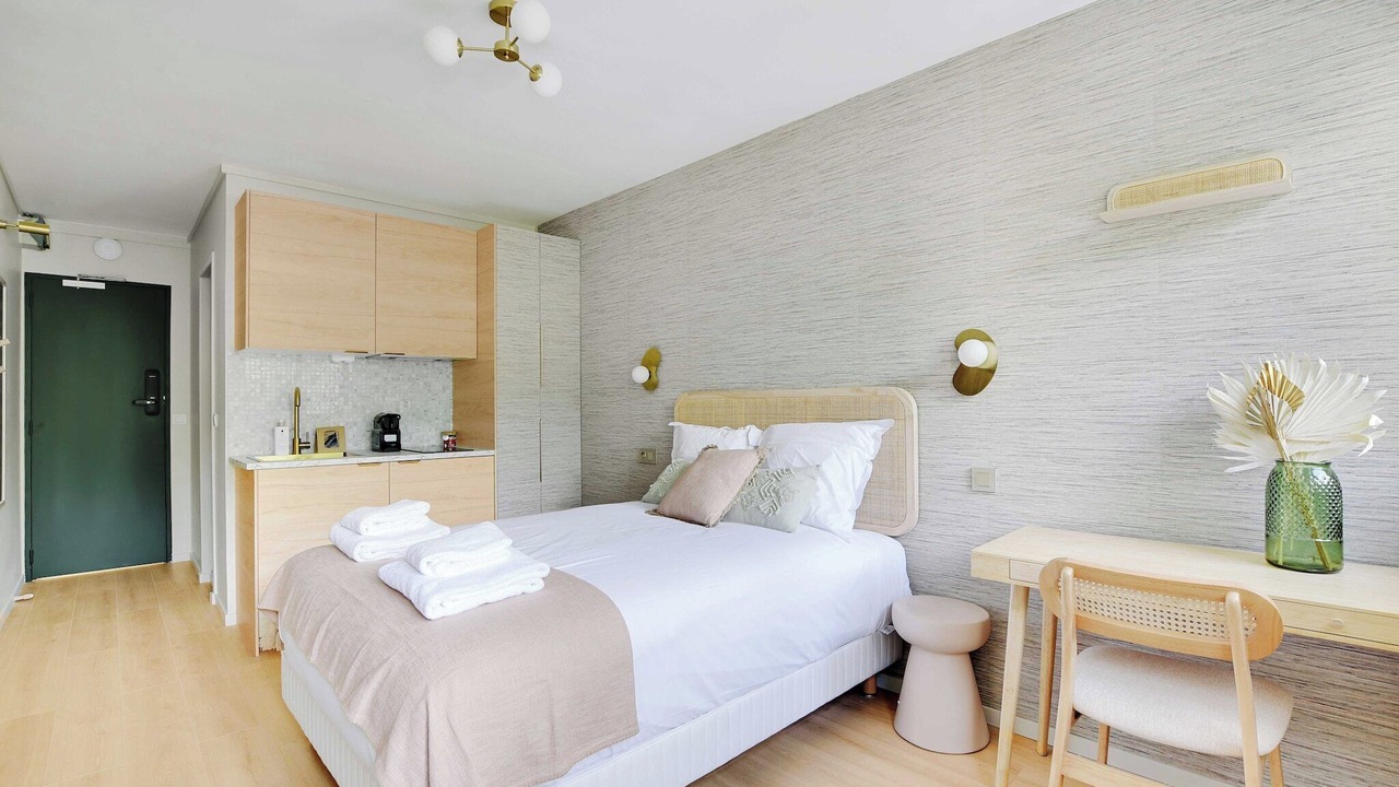 Photo of Bedroom in Meudon-la-Foret