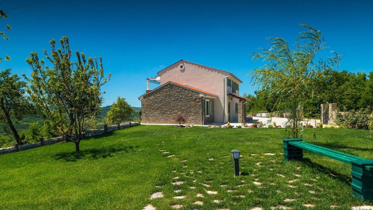 Photo of Outdoor in Bartolici