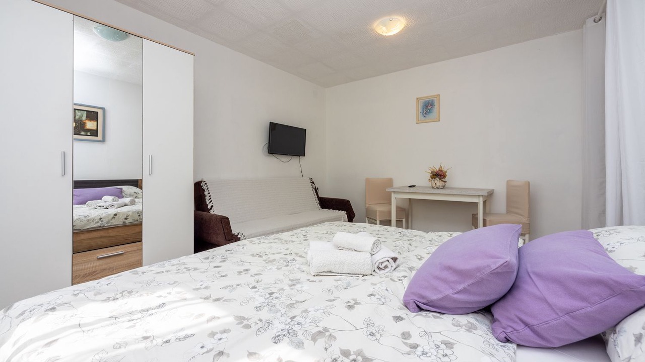 Photo of Bedroom in Grizane