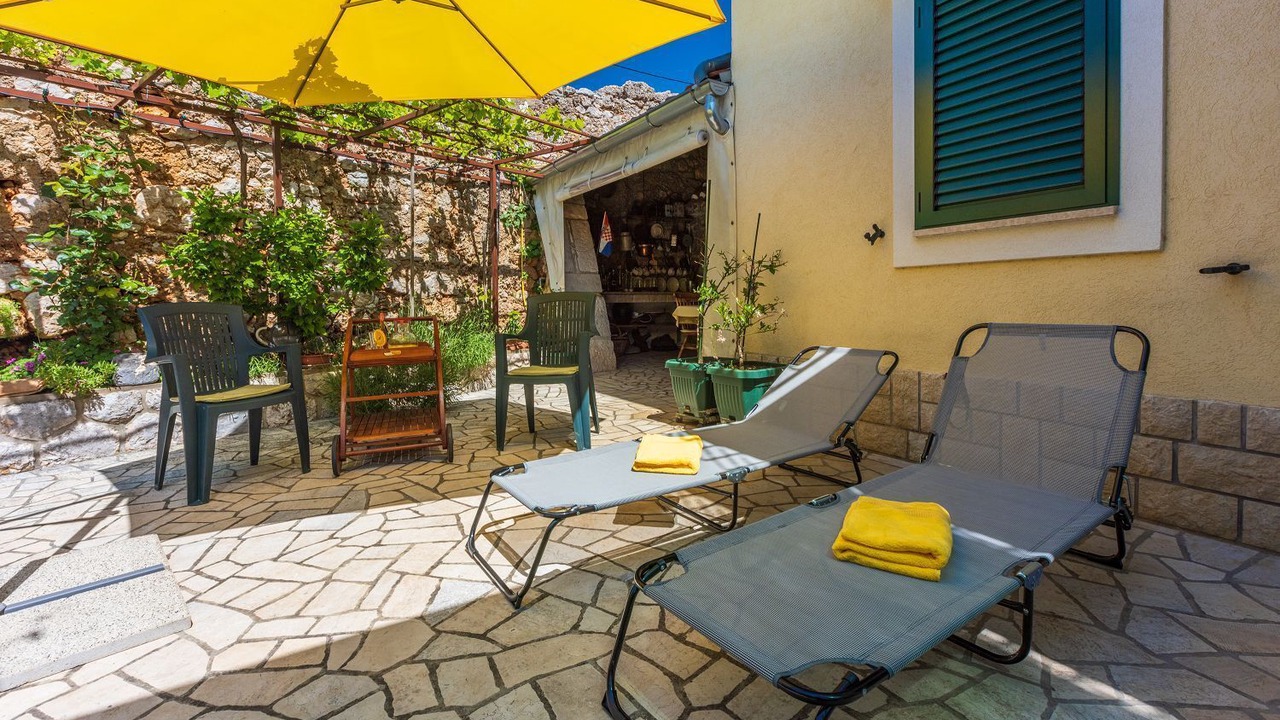 Photo of Patio Balcony in Grizane