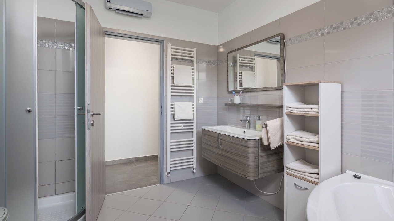 Photo of Bathroom in Kapelica