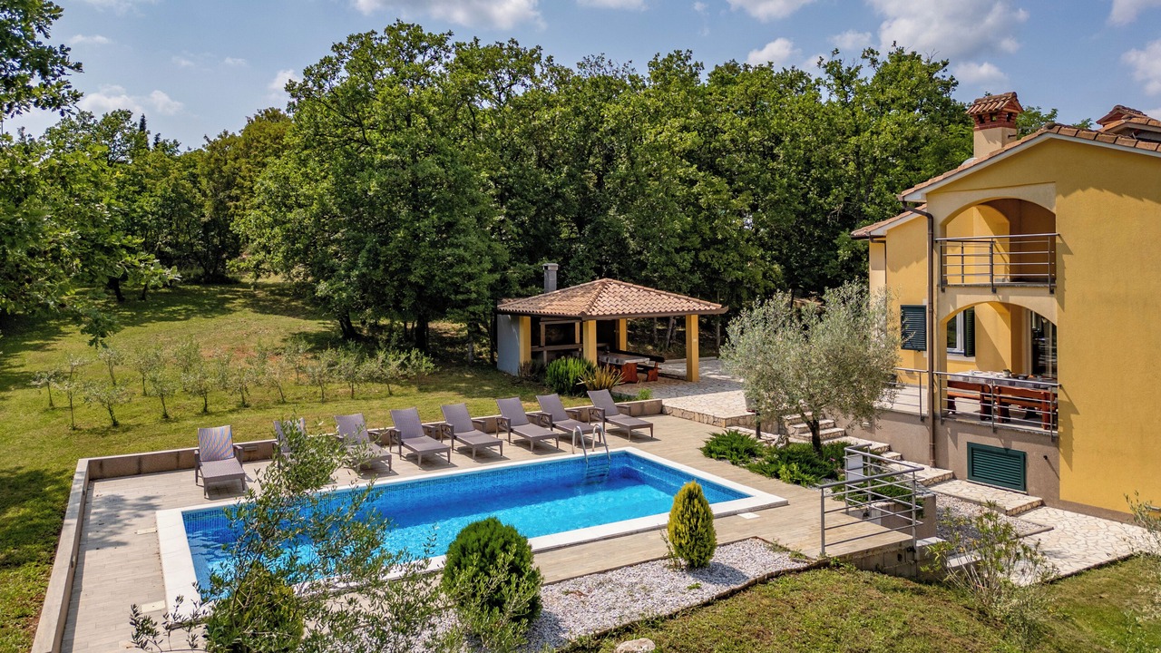 Photo of Outdoor in Kapelica