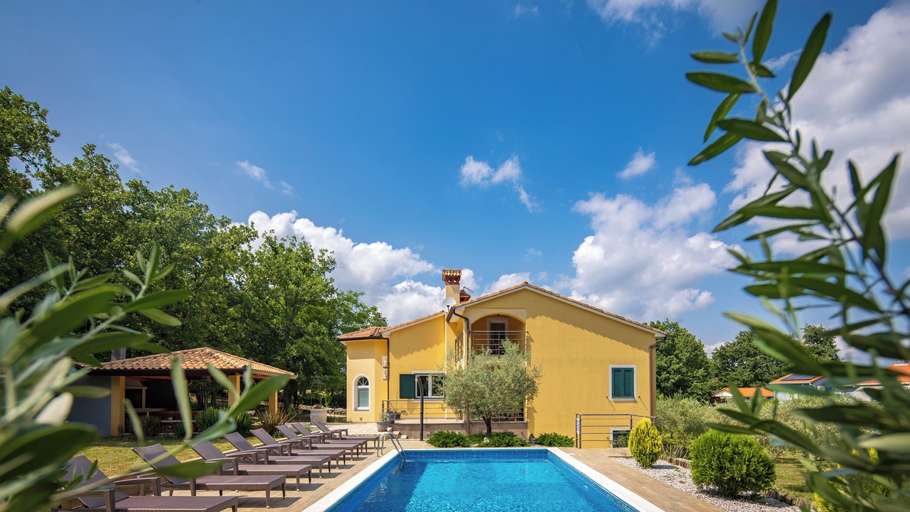 Photo of Outdoor in Kapelica