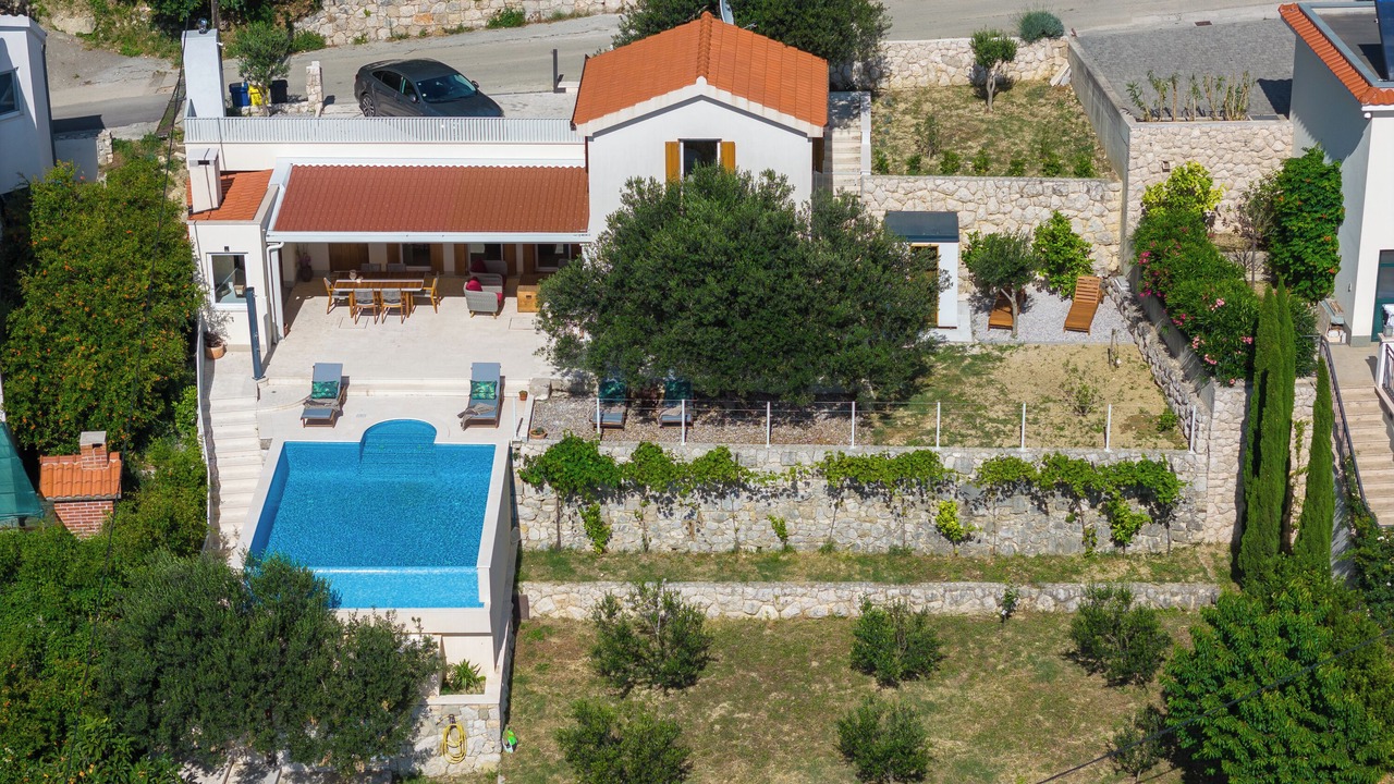 Photo of Outdoor in Borak
