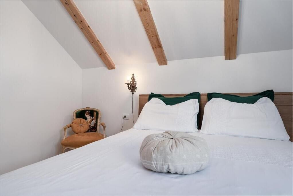 Photo of Bedroom in Lic