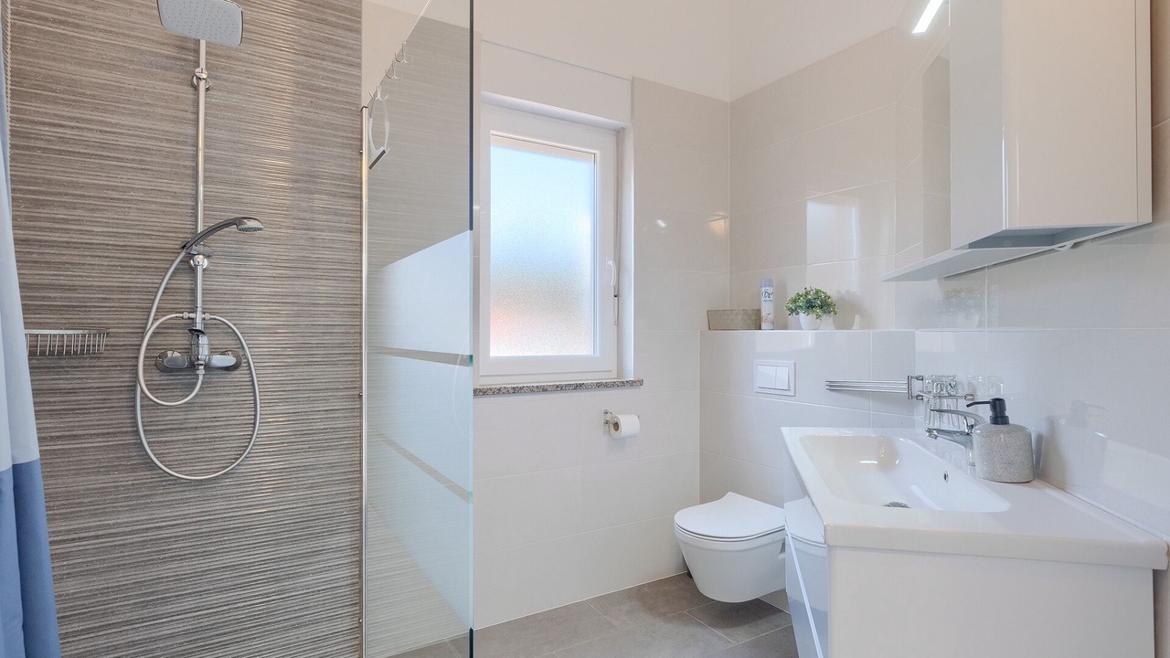Photo of Bathroom in Vinkuran